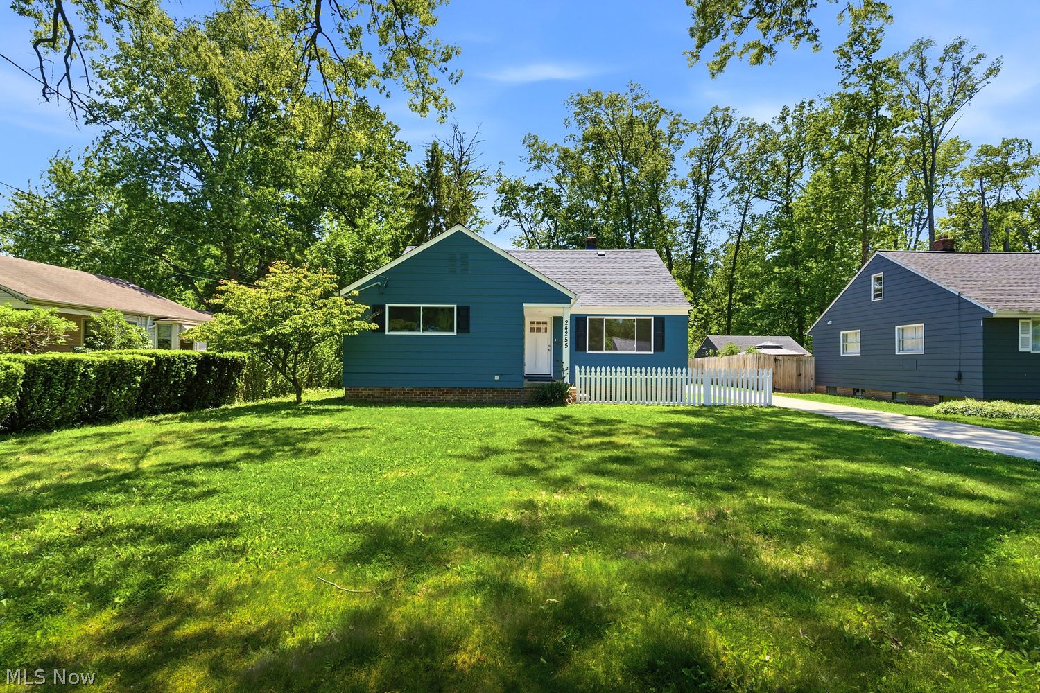 24255 Westwood Road Westlake OH 44145