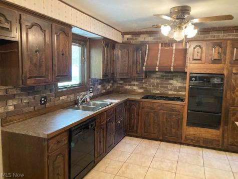 1609 S Carpenter Road Brunswick OH 44212