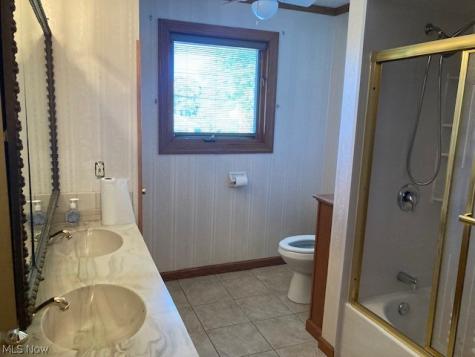 1609 S Carpenter Road Brunswick OH 44212
