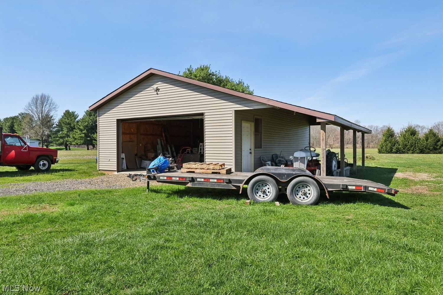 7115 Lardon Road NW Waynesburg OH 44688