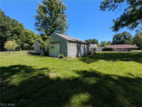 6986 Big Creek Parkway Middleburg Heights OH 44130