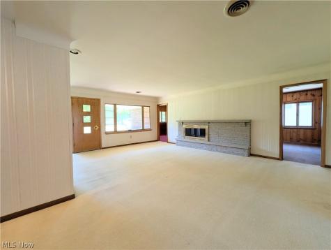 6986 Big Creek Parkway Middleburg Heights OH 44130