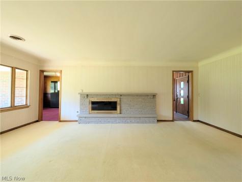6986 Big Creek Parkway Middleburg Heights OH 44130