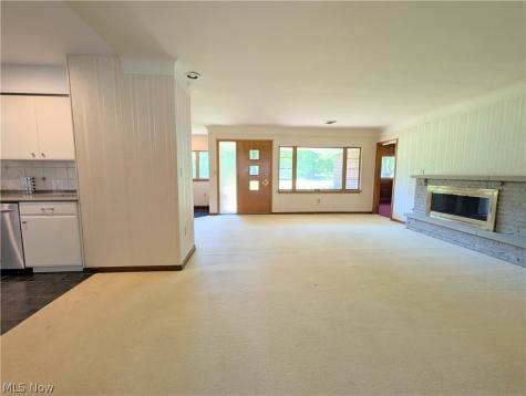 6986 Big Creek Parkway Middleburg Heights OH 44130
