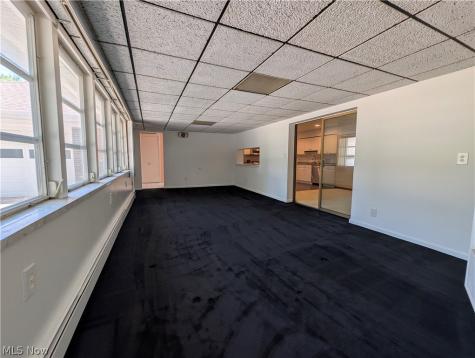 6986 Big Creek Parkway Middleburg Heights OH 44130