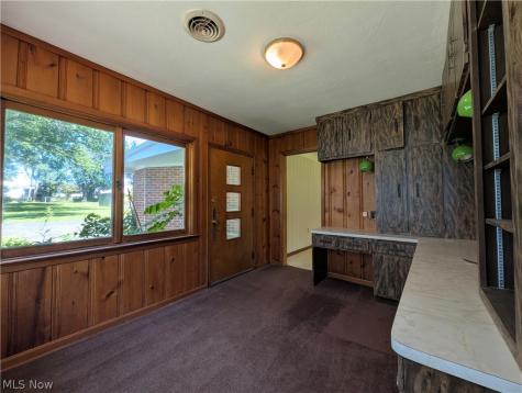6986 Big Creek Parkway Middleburg Heights OH 44130