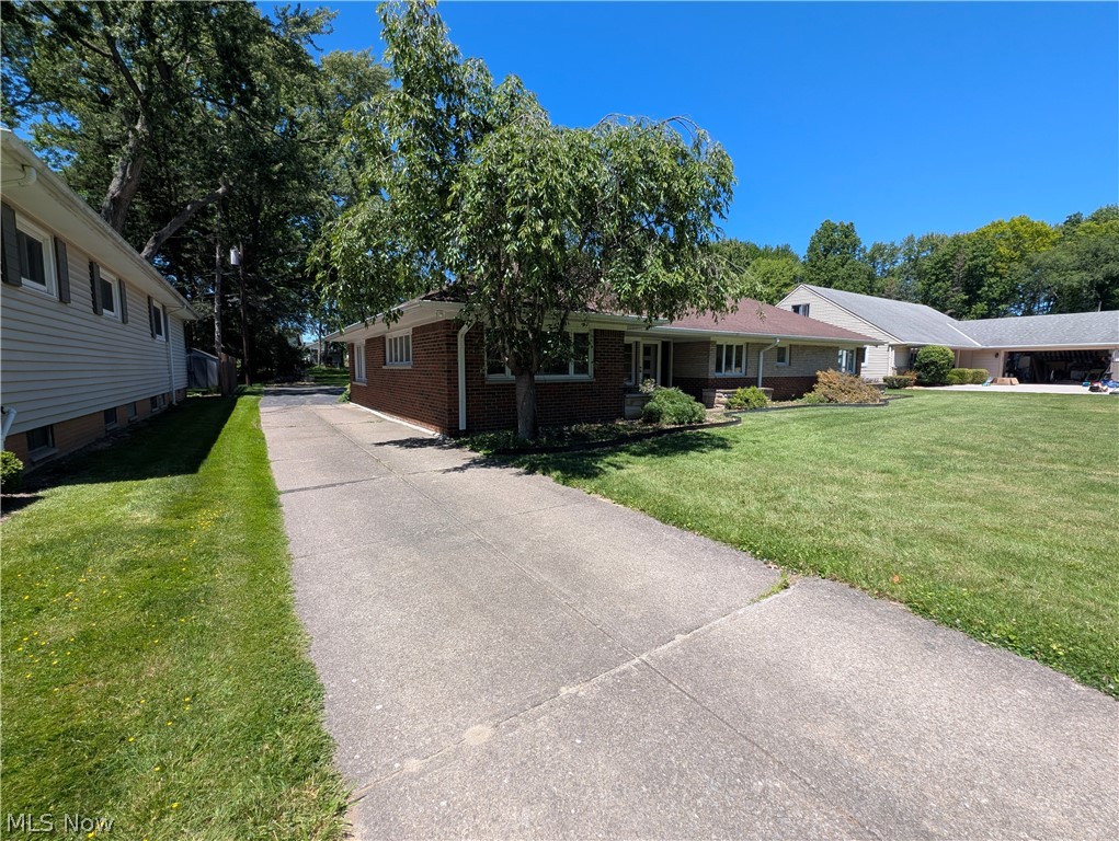 6986 Big Creek Parkway Middleburg Heights OH 44130