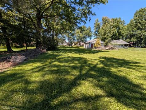 6986 Big Creek Parkway Middleburg Heights OH 44130