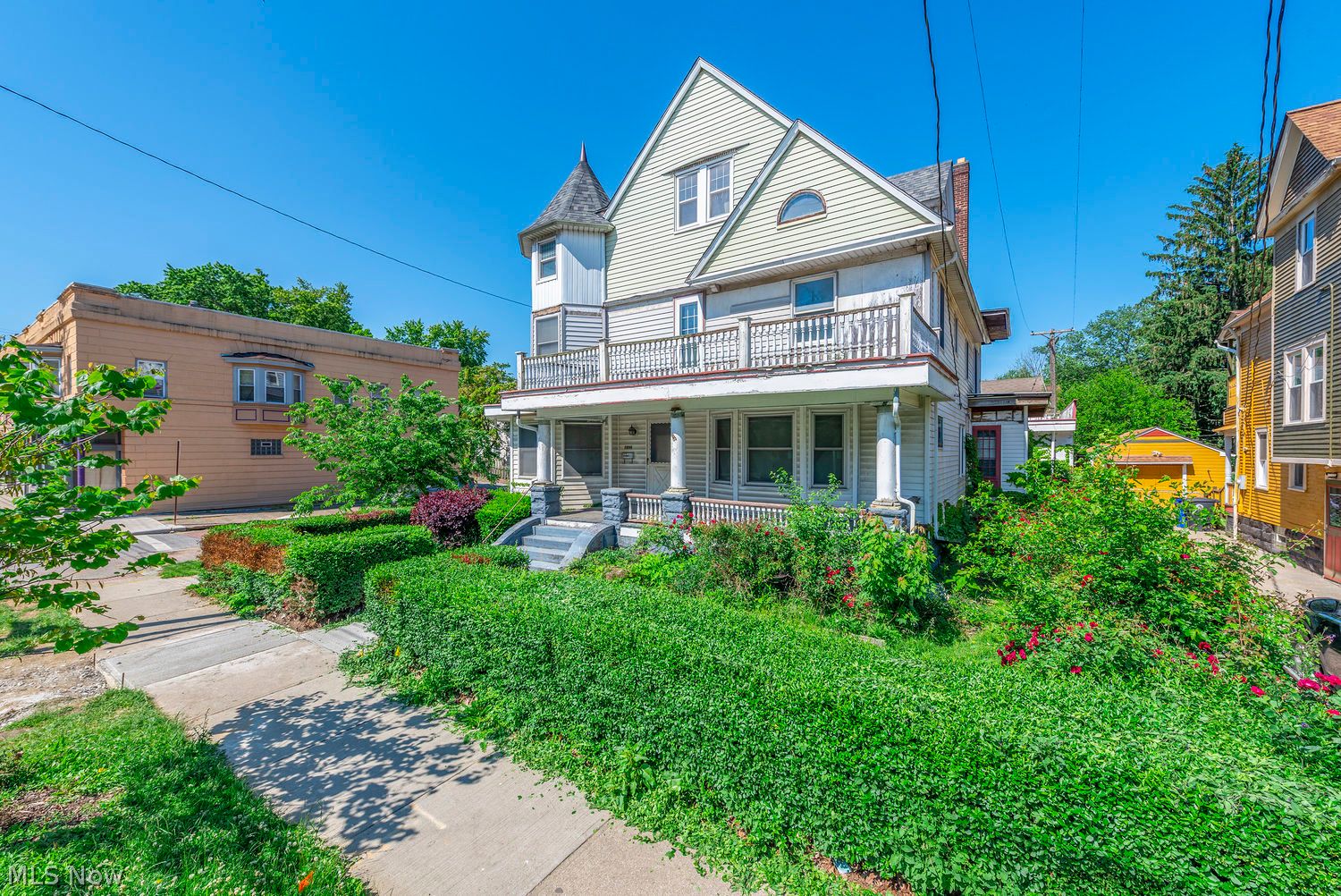1896 W 65th Street Cleveland OH 44102
