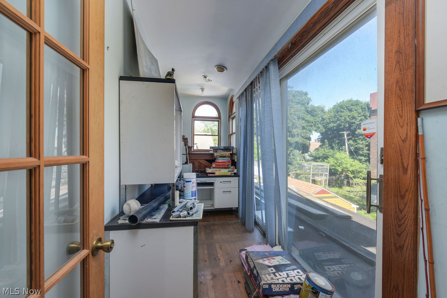 1896 W 65th Street Cleveland OH 44102