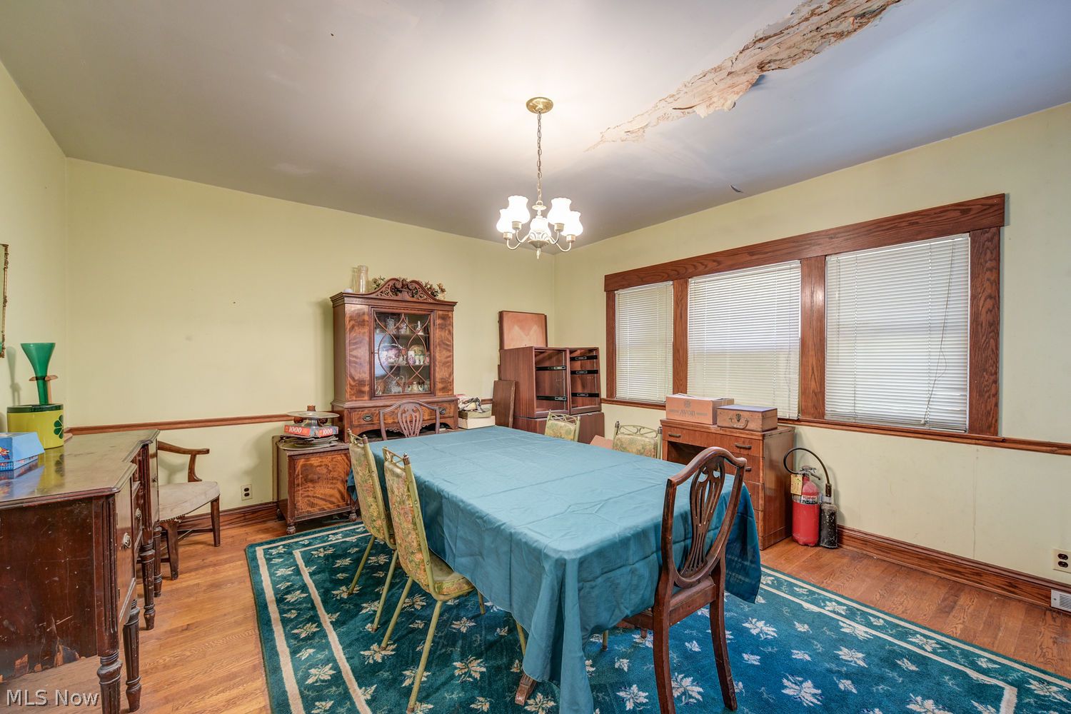1896 W 65th Street Cleveland OH 44102