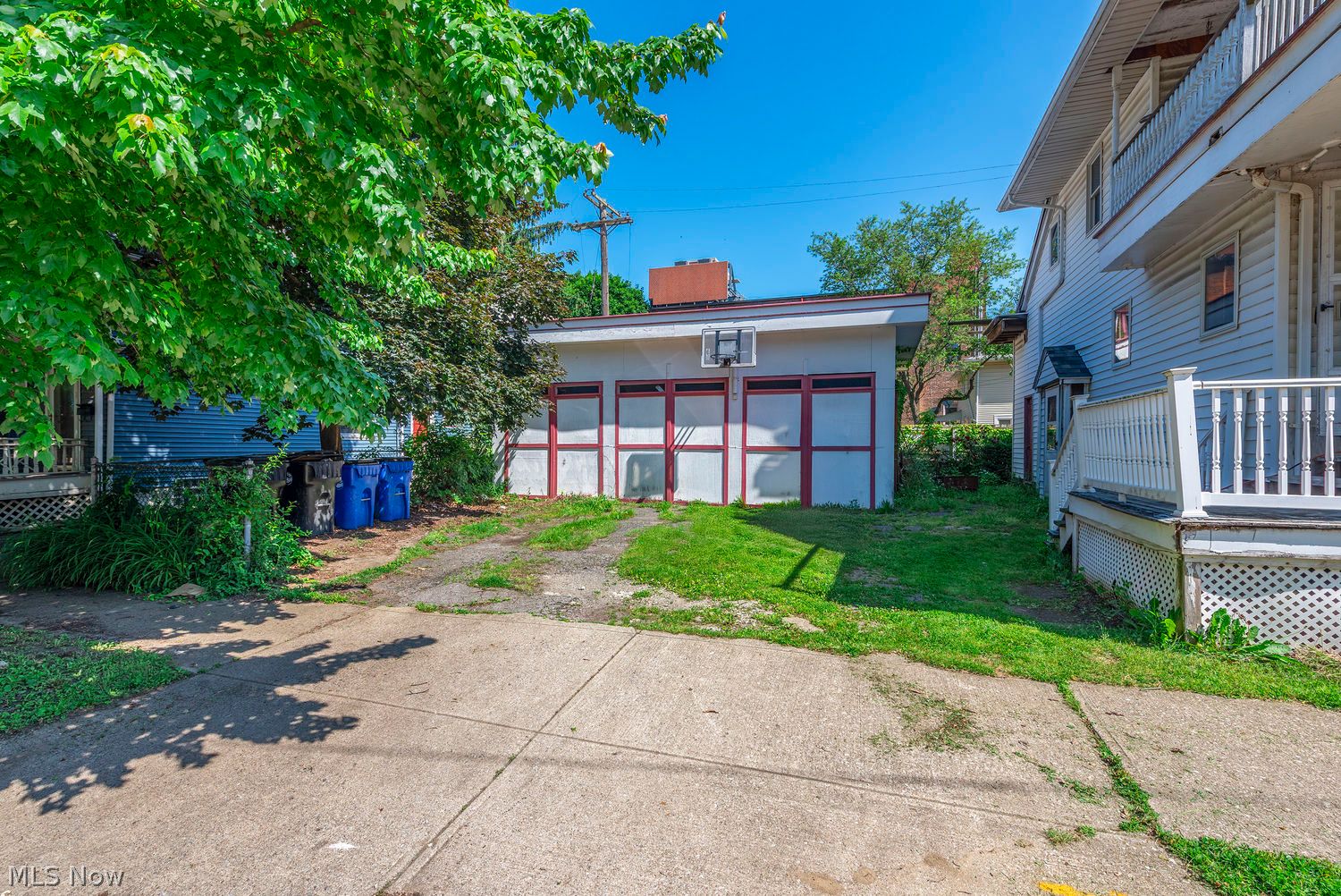1896 W 65th Street Cleveland OH 44102