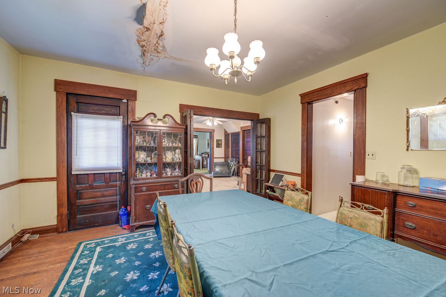 1896 W 65th Street Cleveland OH 44102