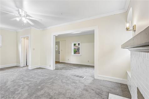 2033 Tate Avenue Cleveland OH 44109