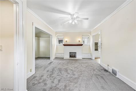 2033 Tate Avenue Cleveland OH 44109