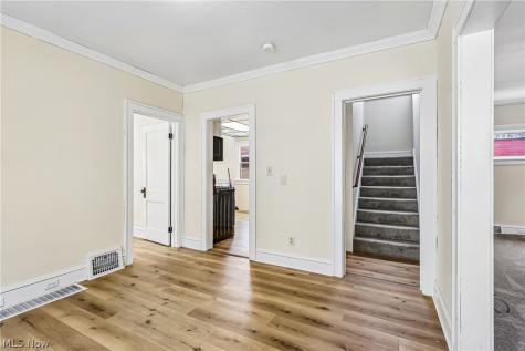 2033 Tate Avenue Cleveland OH 44109