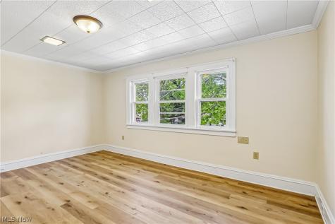 2033 Tate Avenue Cleveland OH 44109