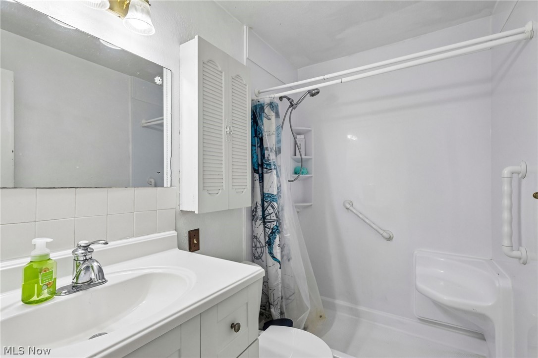 1769 Windsor Street Cuyahoga Falls OH 44221