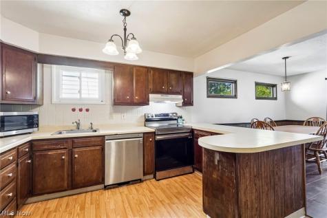 1769 Windsor Street Cuyahoga Falls OH 44221