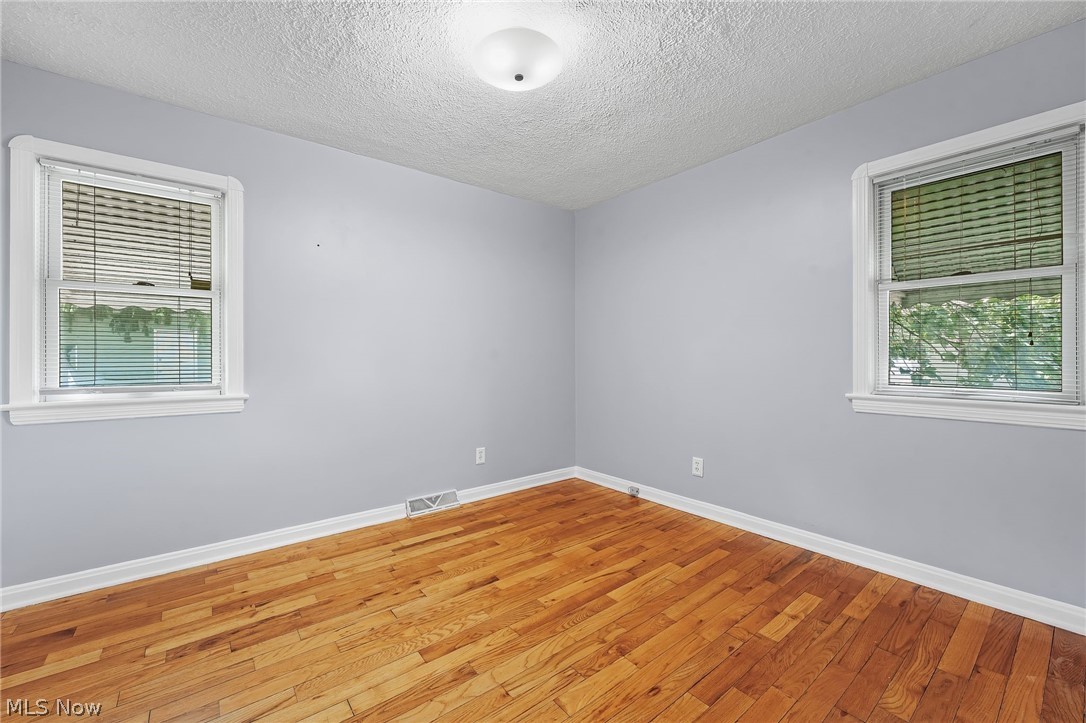 5721 Delora Avenue Cleveland OH 44144