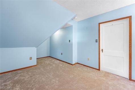5721 Delora Avenue Cleveland OH 44144