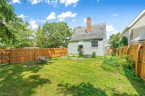 5721 Delora Avenue Cleveland OH 44144