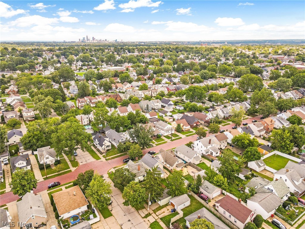 5721 Delora Avenue Cleveland OH 44144
