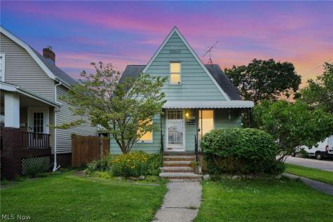 5721 Delora Avenue Cleveland OH 44144