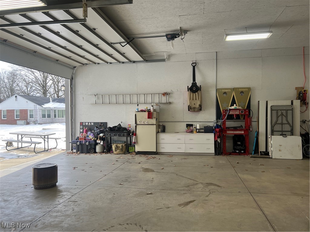 240 Warner Road Hubbard OH 44425