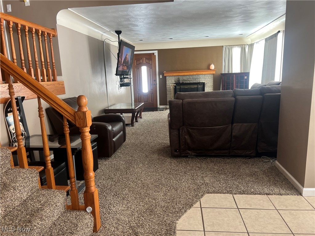 240 Warner Road Hubbard OH 44425