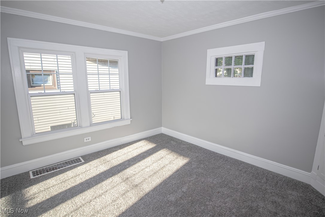 2119 Rossmoor Road Cleveland Heights OH 44118