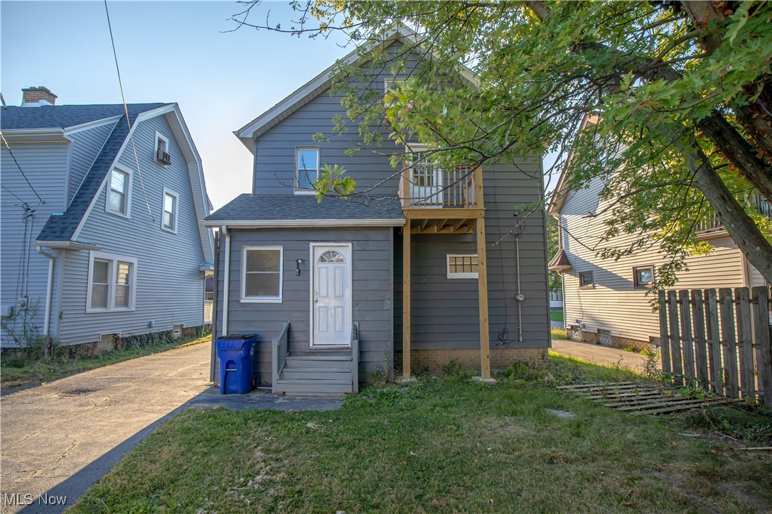 2119 Rossmoor Road Cleveland Heights OH 44118