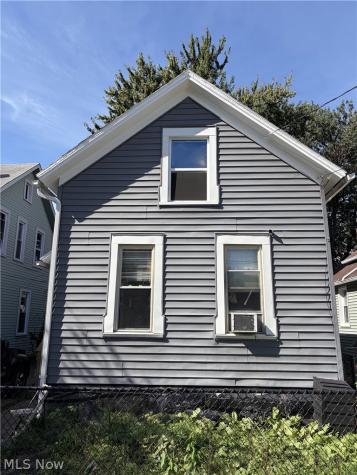 3354 W 32nd Street Cleveland OH 44109