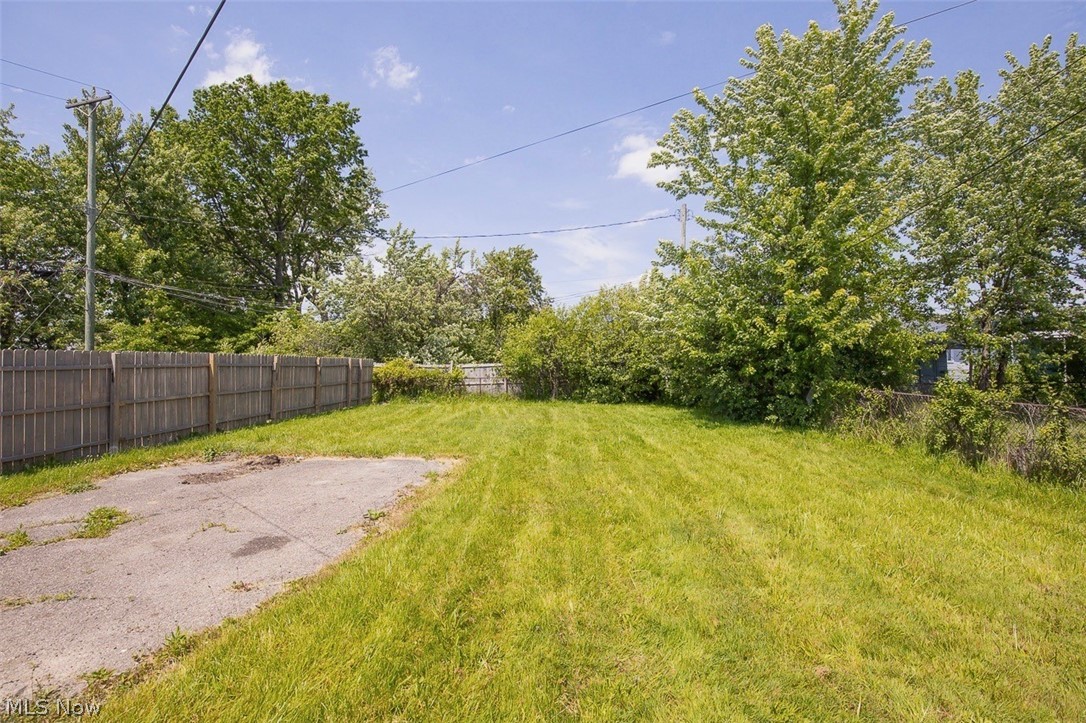 15009 Miles Avenue Cleveland OH 44128