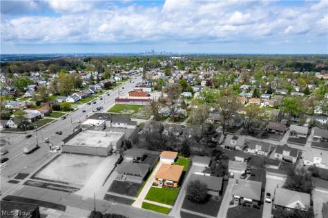 12305 Eastwood Boulevard Garfield Heights OH 44125