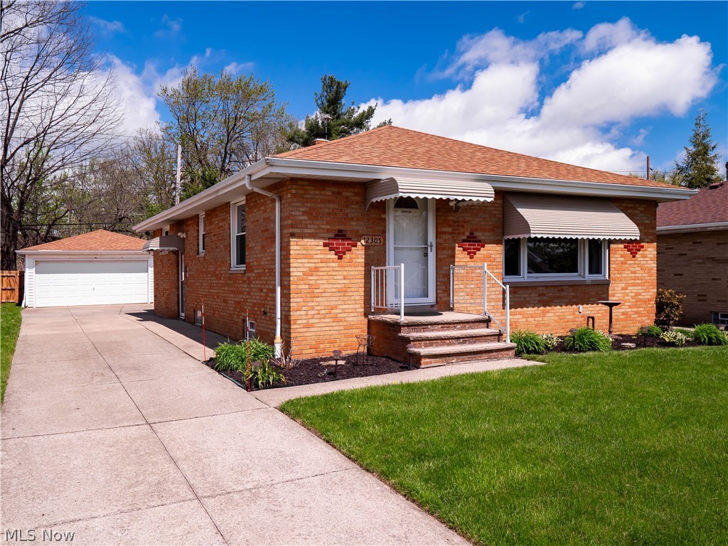 12305 Eastwood Boulevard Garfield Heights OH 44125
