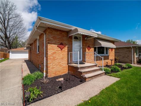 12305 Eastwood Boulevard Garfield Heights OH 44125
