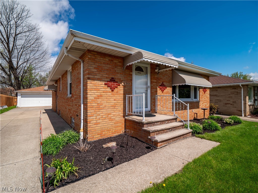 12305 Eastwood Boulevard Garfield Heights OH 44125