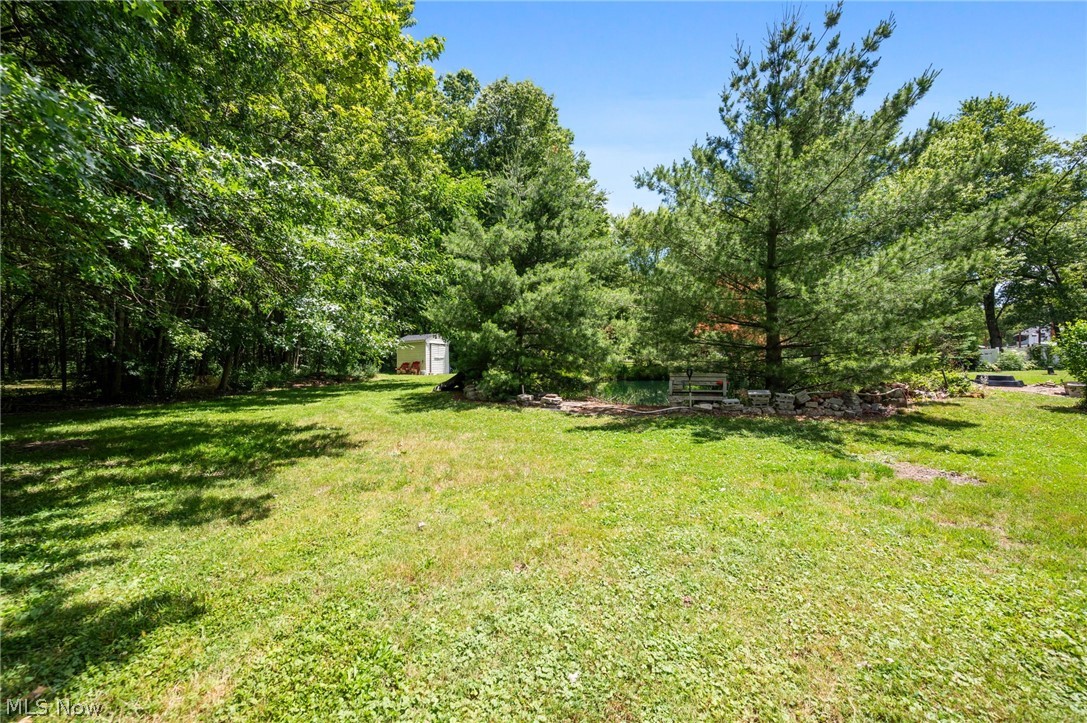 5950 Parkman Road NW Warren OH 44481