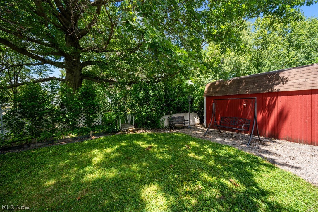 5950 Parkman Road NW Warren OH 44481