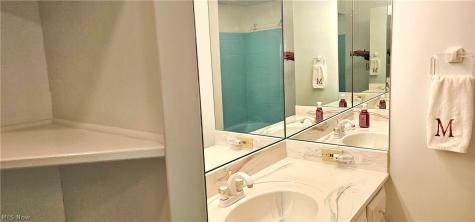 2137 Maplewood Road Stow OH 44224