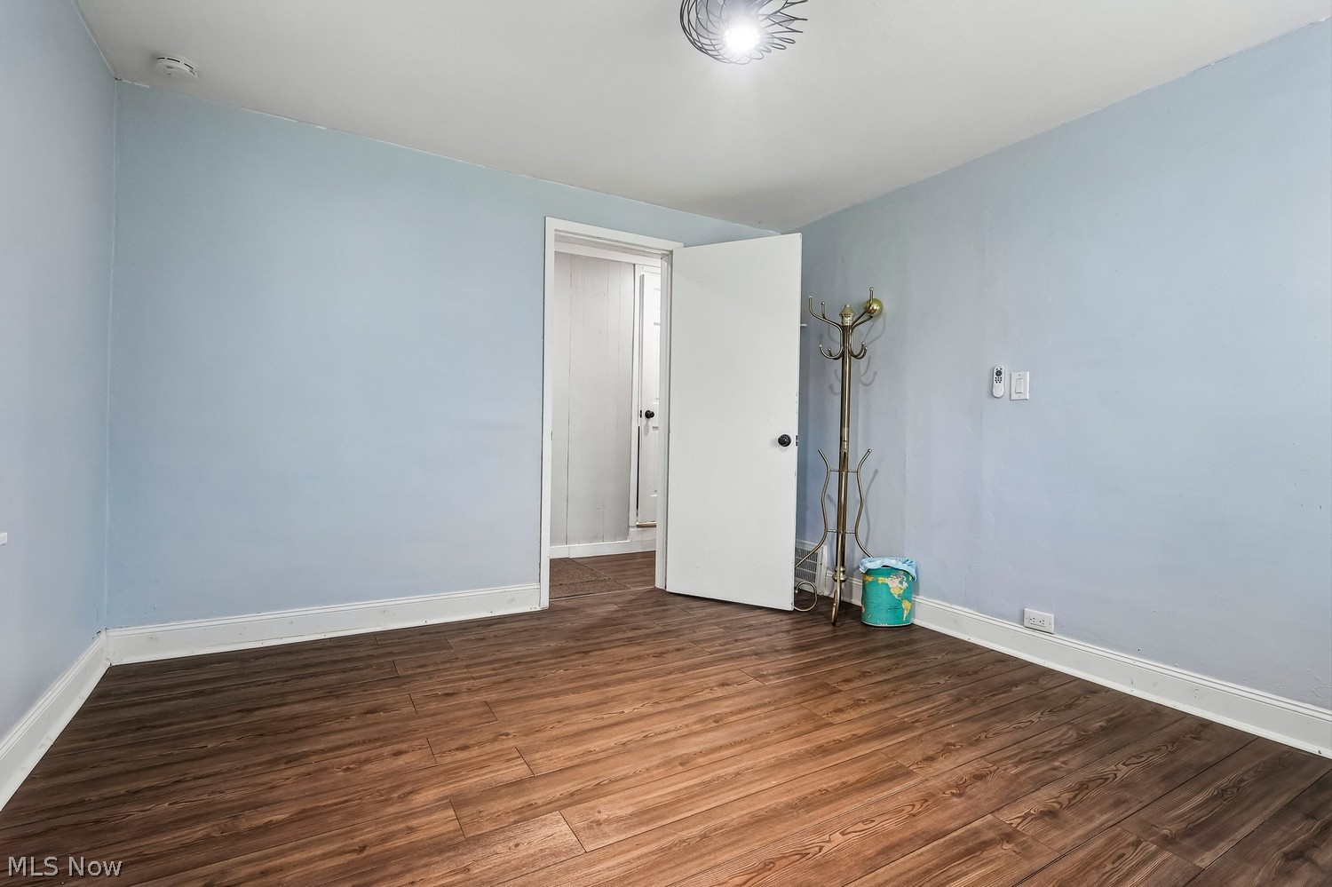 2014 Halstead Avenue Lakewood OH 44107