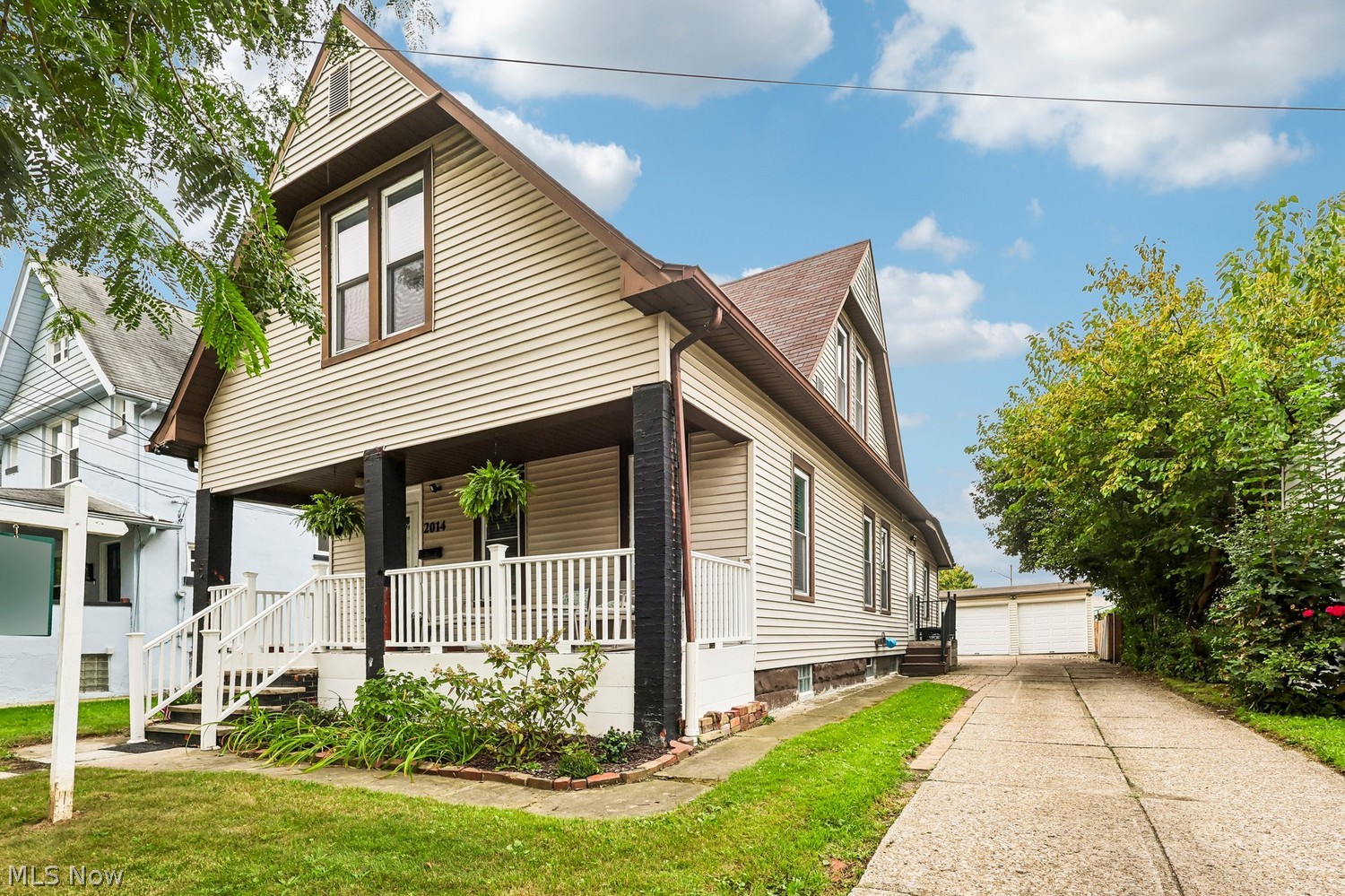 2014 Halstead Avenue Lakewood OH 44107
