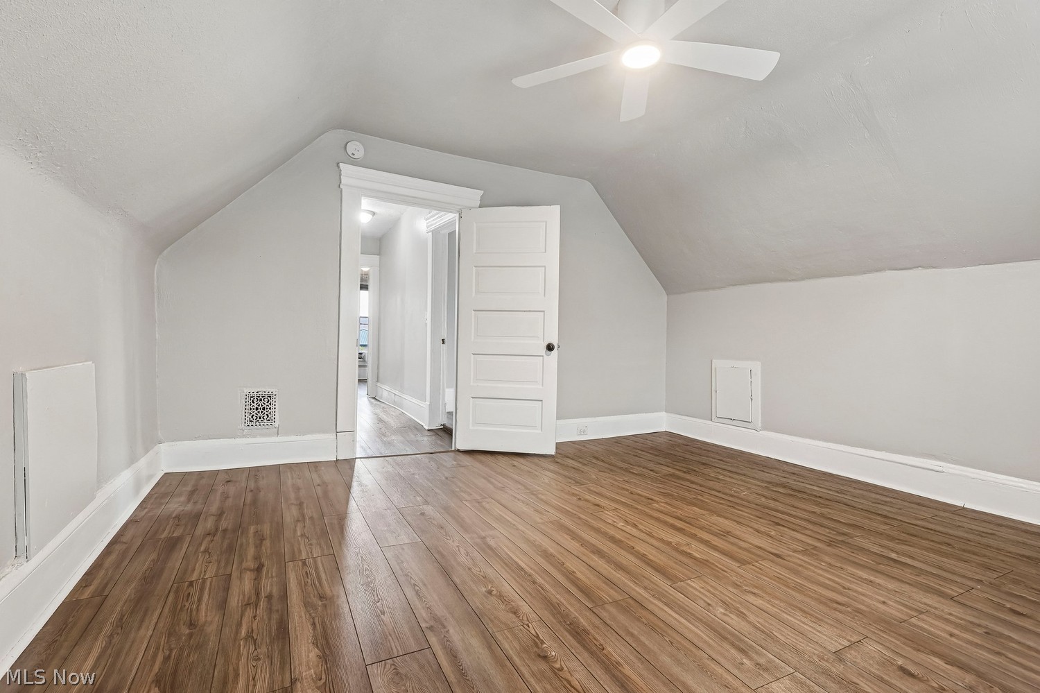 2014 Halstead Avenue Lakewood OH 44107