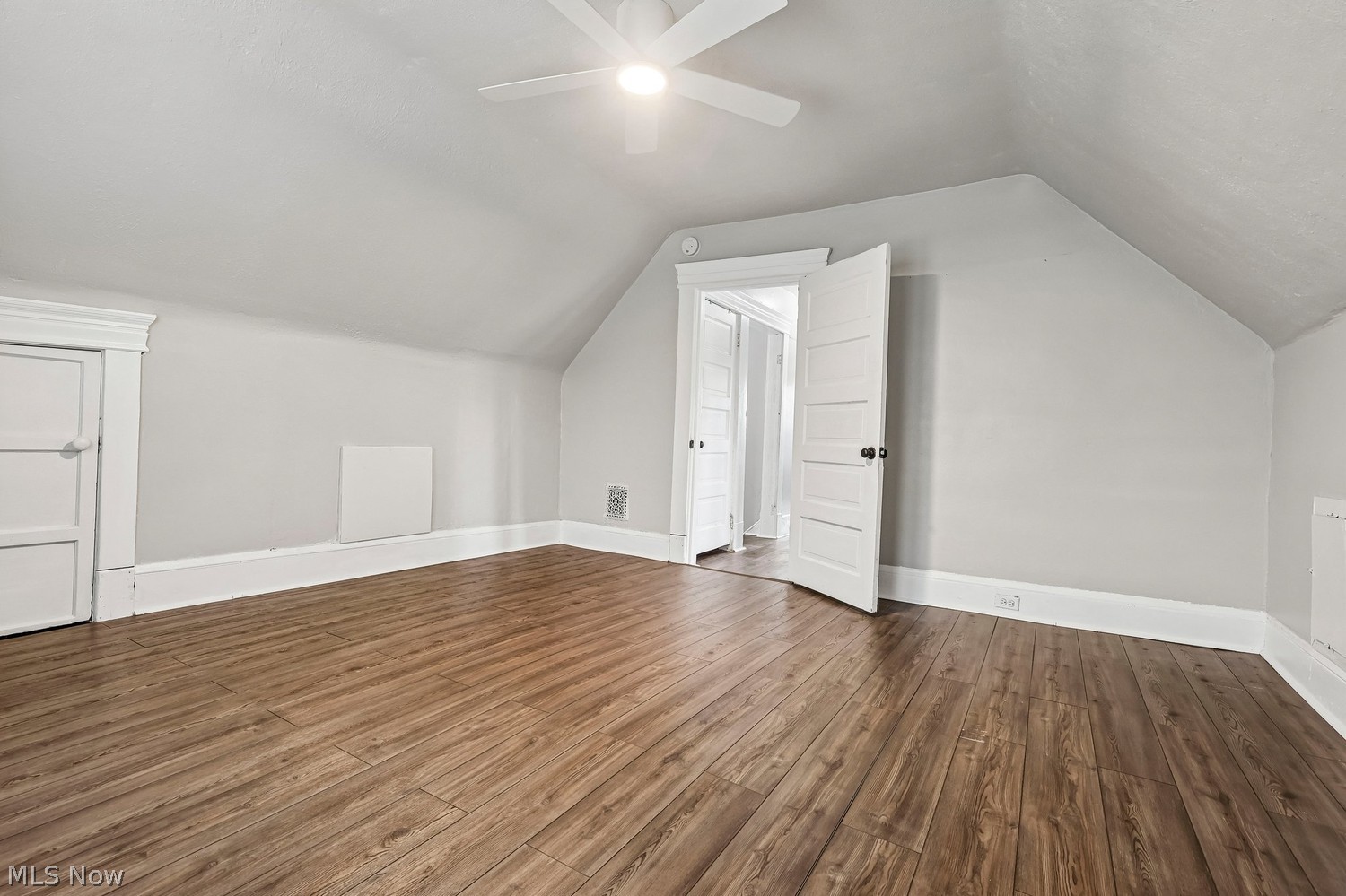 2014 Halstead Avenue Lakewood OH 44107