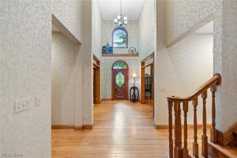 189 Ballantrae Drive Sagamore Hills OH 44067