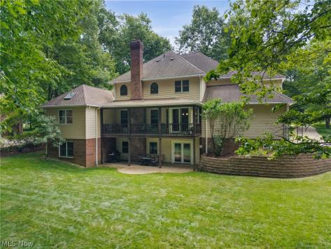 189 Ballantrae Drive Sagamore Hills OH 44067