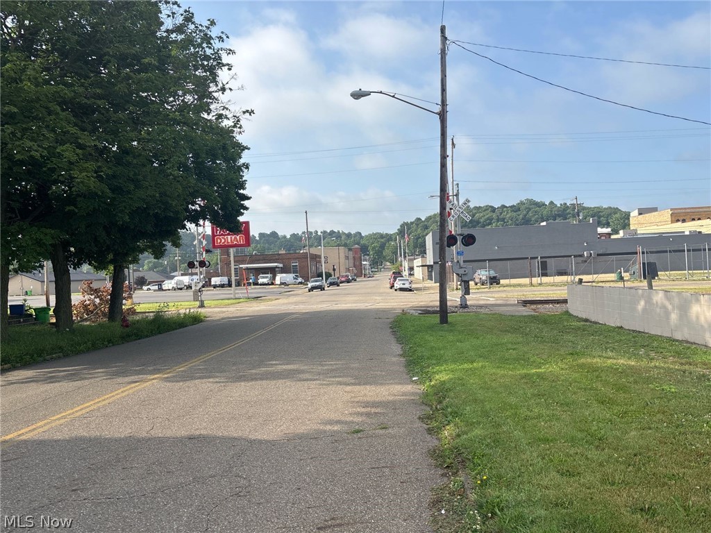 405 N Uhrich Street Uhrichsville OH 44683