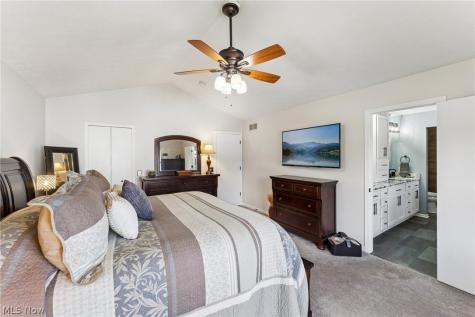 3842 Kippford Circle NW Uniontown OH 44685
