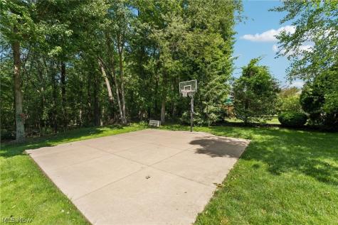 3842 Kippford Circle NW Uniontown OH 44685